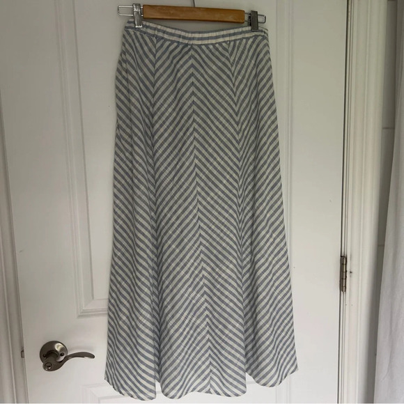 Max Studio Women's Yarn Dye cotton Skirt with Buttons - Picture 11 of 11